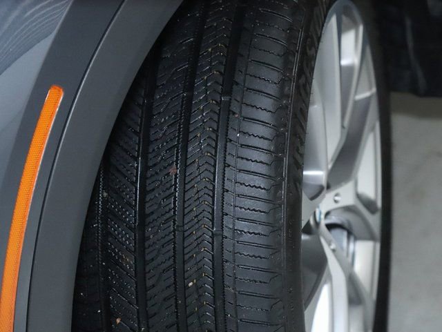 Used 2021 BMW X6 xDrive40i w/ Premium Package image 36