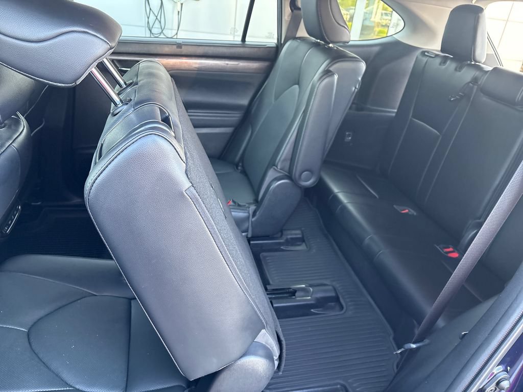 Used 2022 Toyota Highlander Limited AWD/4WD image 44