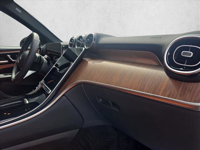 Certified 2026 Mercedes-Benz GLC 300 image 21