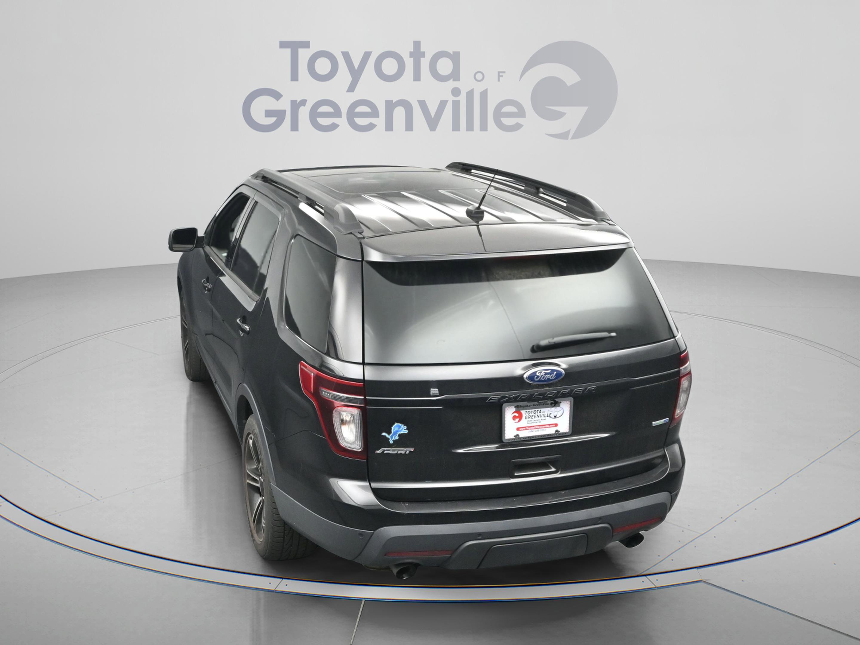 Used 2015 Ford Explorer Sport w/ Equipment Group 401A AWD/4WD image 12