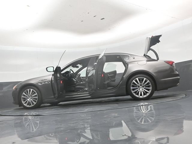 Used 2022 Maserati Quattroporte Modena Q4 AWD/4WD image 55