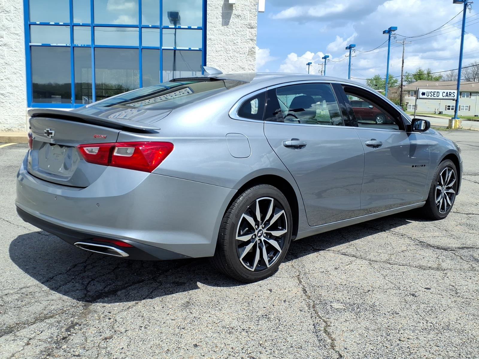 Used 2023 Chevrolet Malibu RS w/ Driver Confidence Package FWD image 3