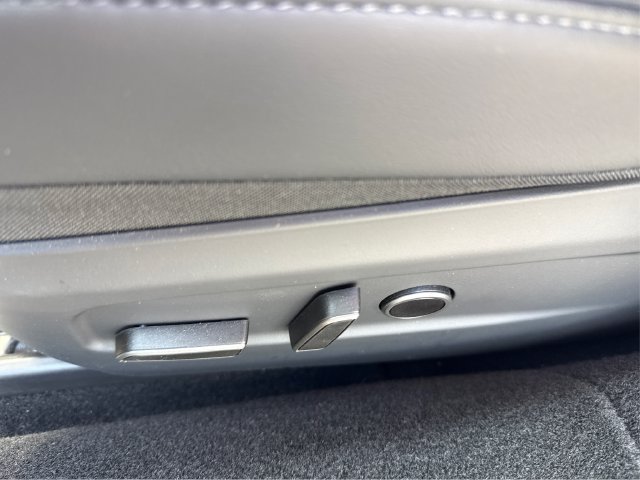 Used 2025 Tesla Model 3 Long Range RWD image 30