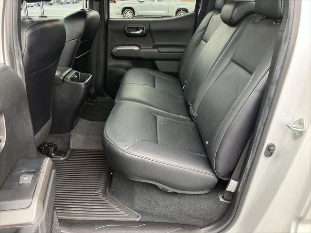 Certified 2022 Toyota Tacoma Limited w/ Nightshade Package image 28