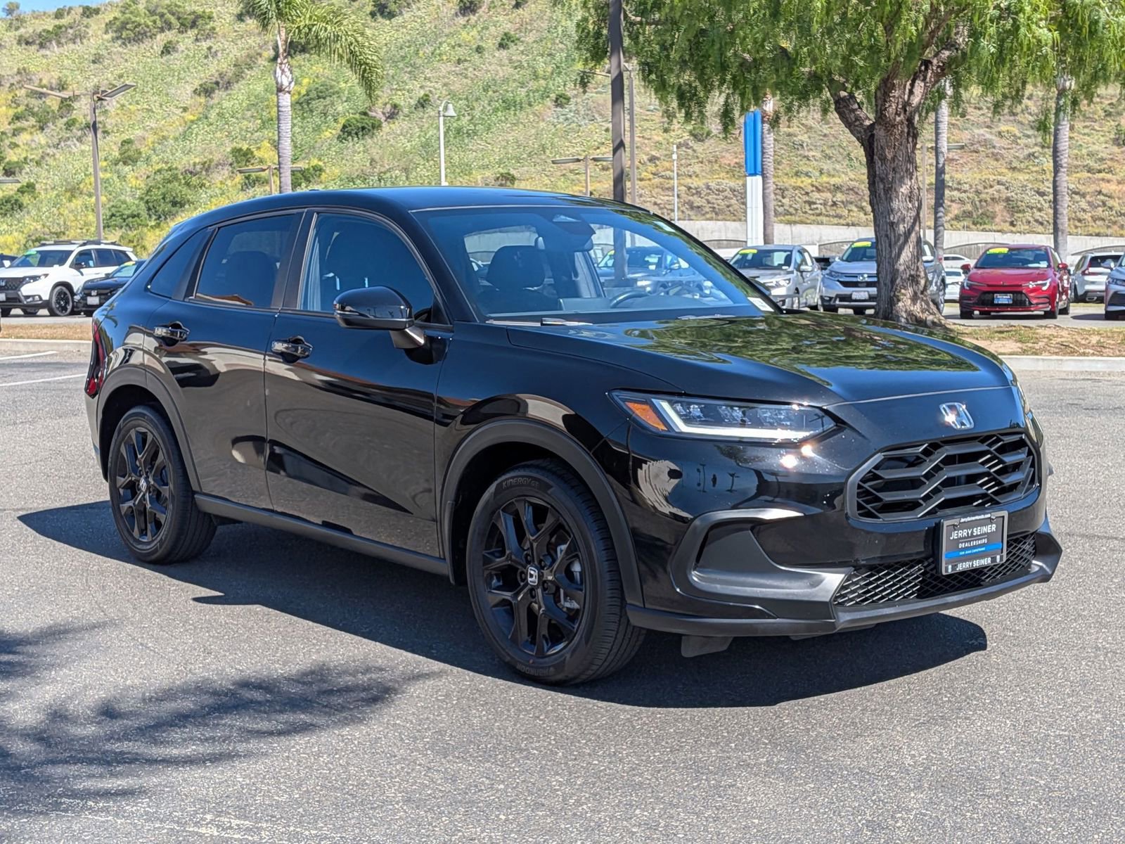 Used 2023 Honda HR-V Sport image 7