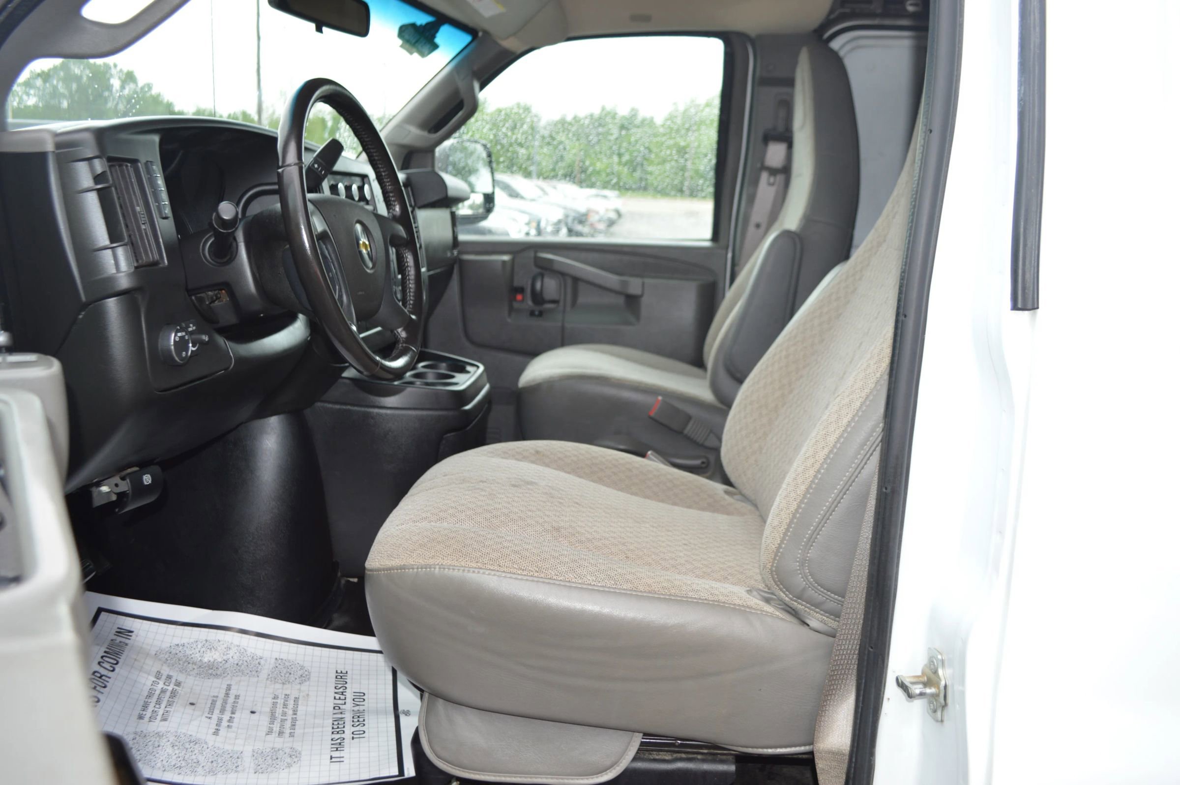 Used 2021 Chevrolet Express 2500 Regular Van 3D w/ Driver Convenience Package image 12