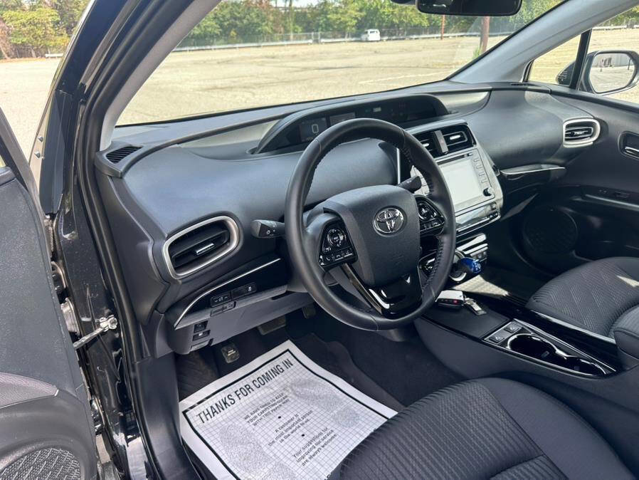 Used 2022 Toyota Prius Prime LE image 29