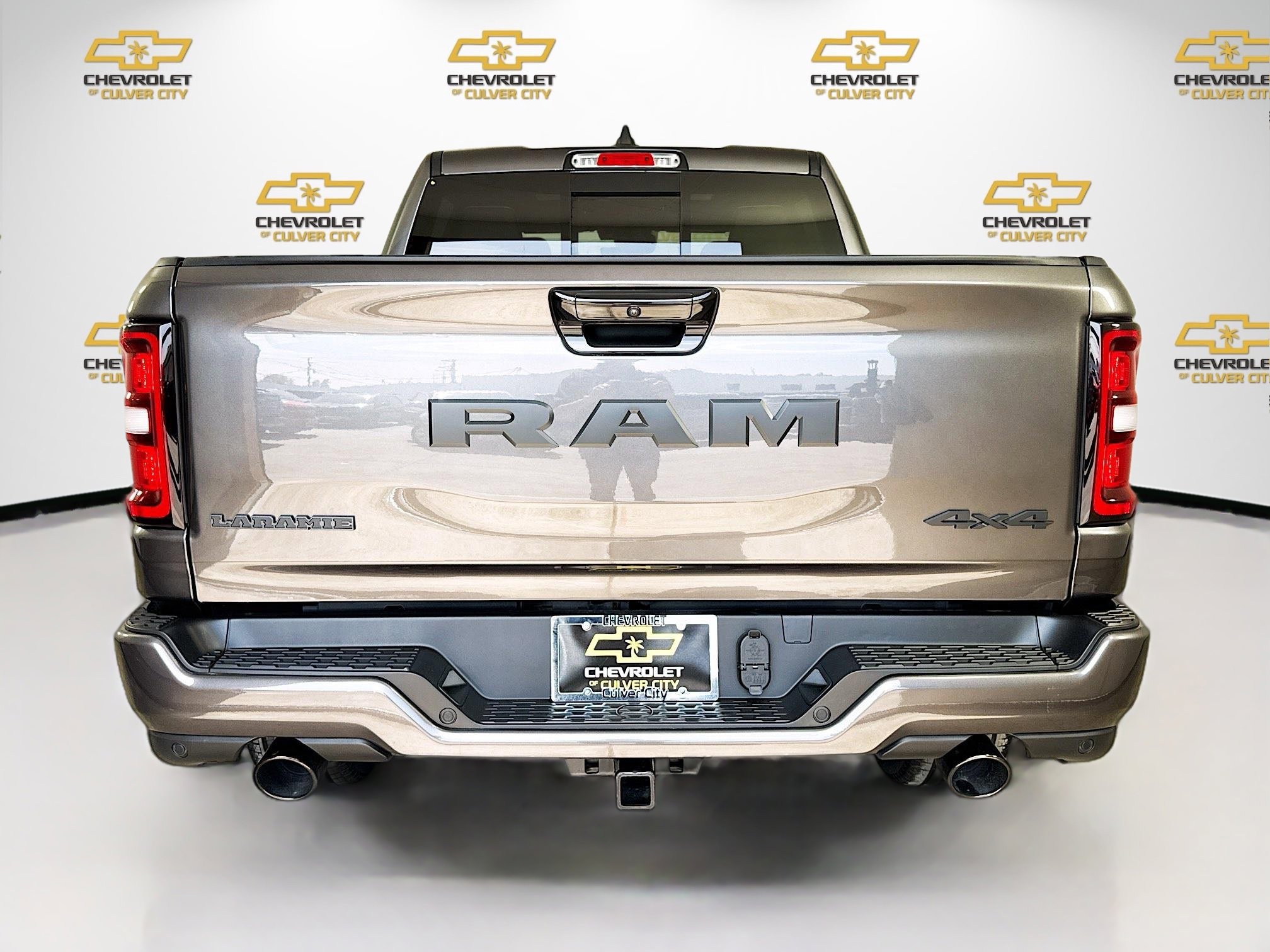 Used 2026 RAM 1500 Laramie w/ Night Edition image 6
