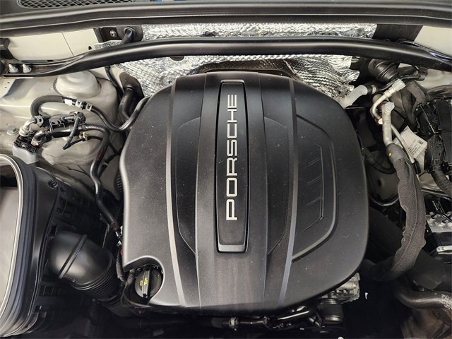 Used 2019 Porsche Macan image 31