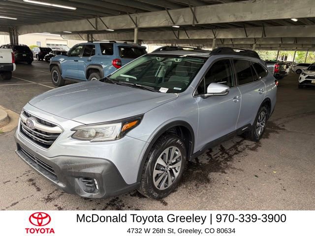 Used 2022 Subaru Outback Premium AWD/4WD image 1
