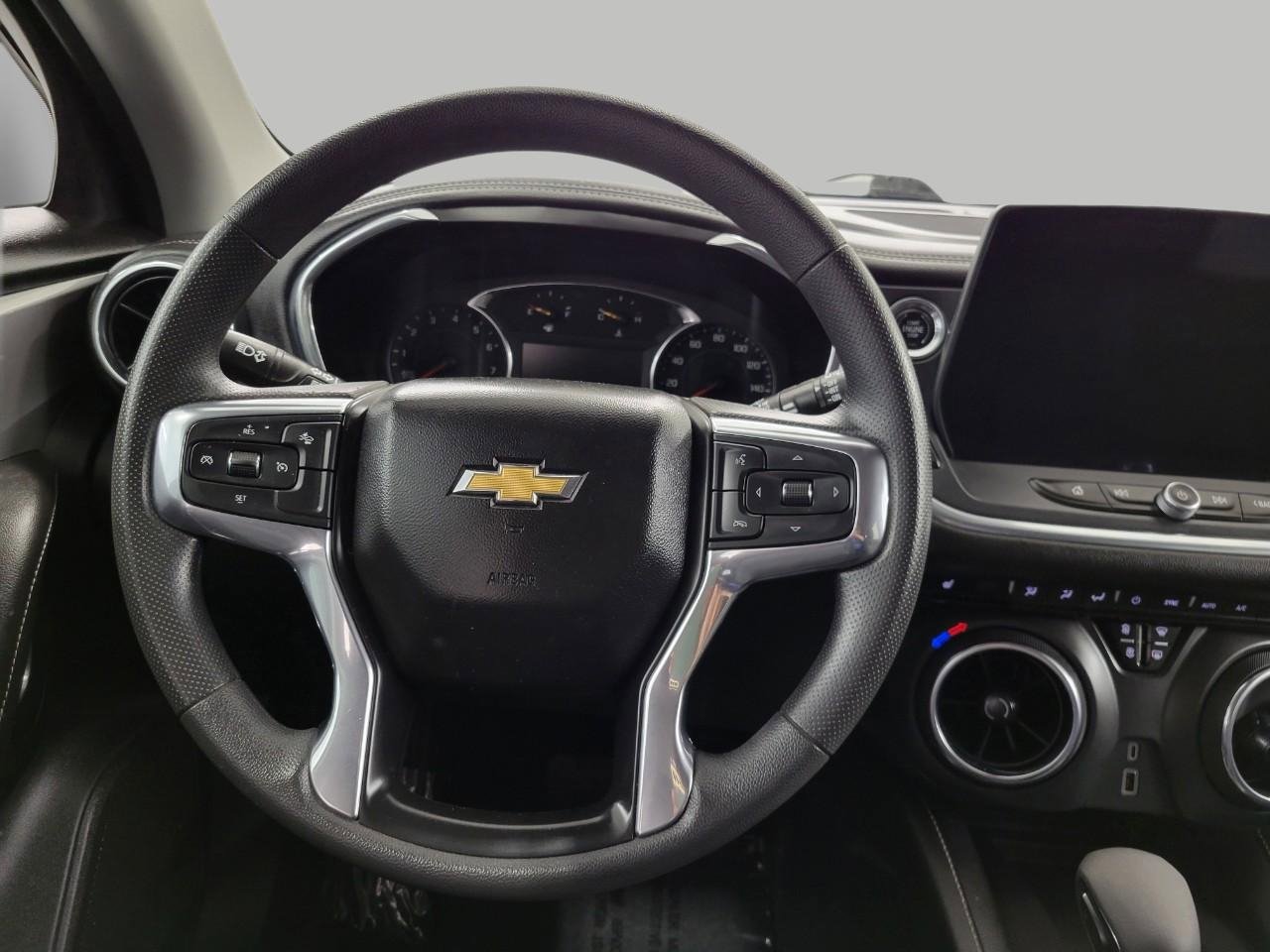 Used 2024 Chevrolet Blazer LT w/ Convenience Package AWD/4WD image 5