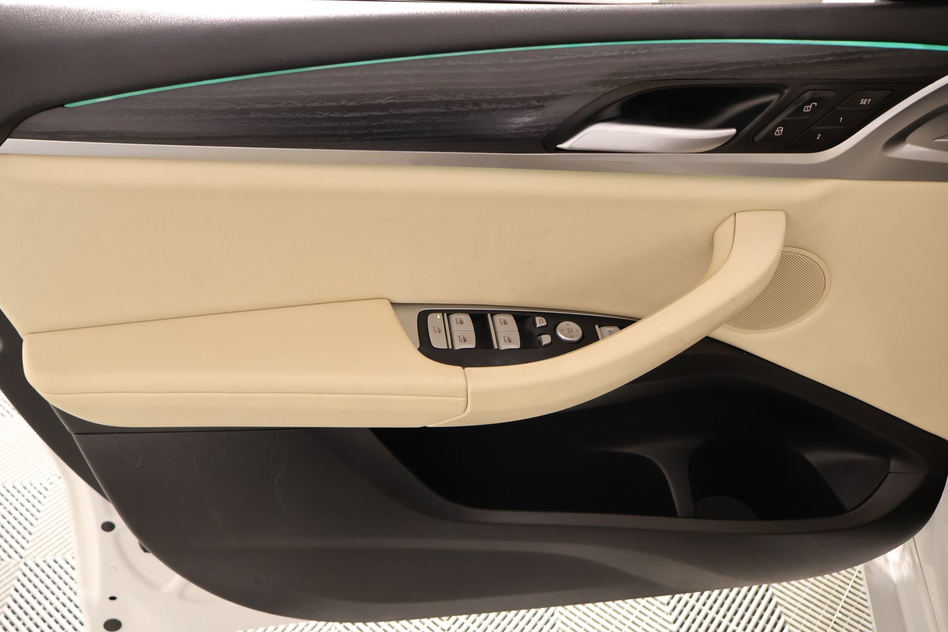 Used 2023 BMW X3 xDrive30i w/ M Sport Package image 17