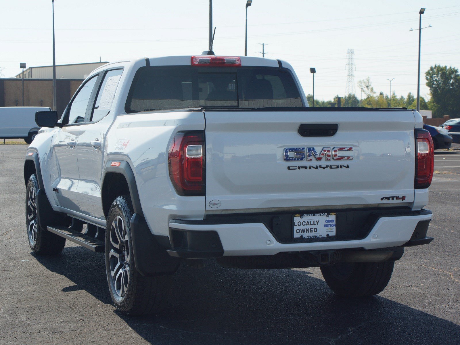Used 2024 GMC Canyon AT4 w/ Canyon Safety Plus Package AWD/4WD image 15