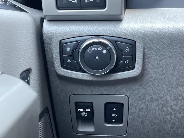 Used 2016 Ford F150 Lariat w/ Equipment Group 501A Mid AWD/4WD image 37