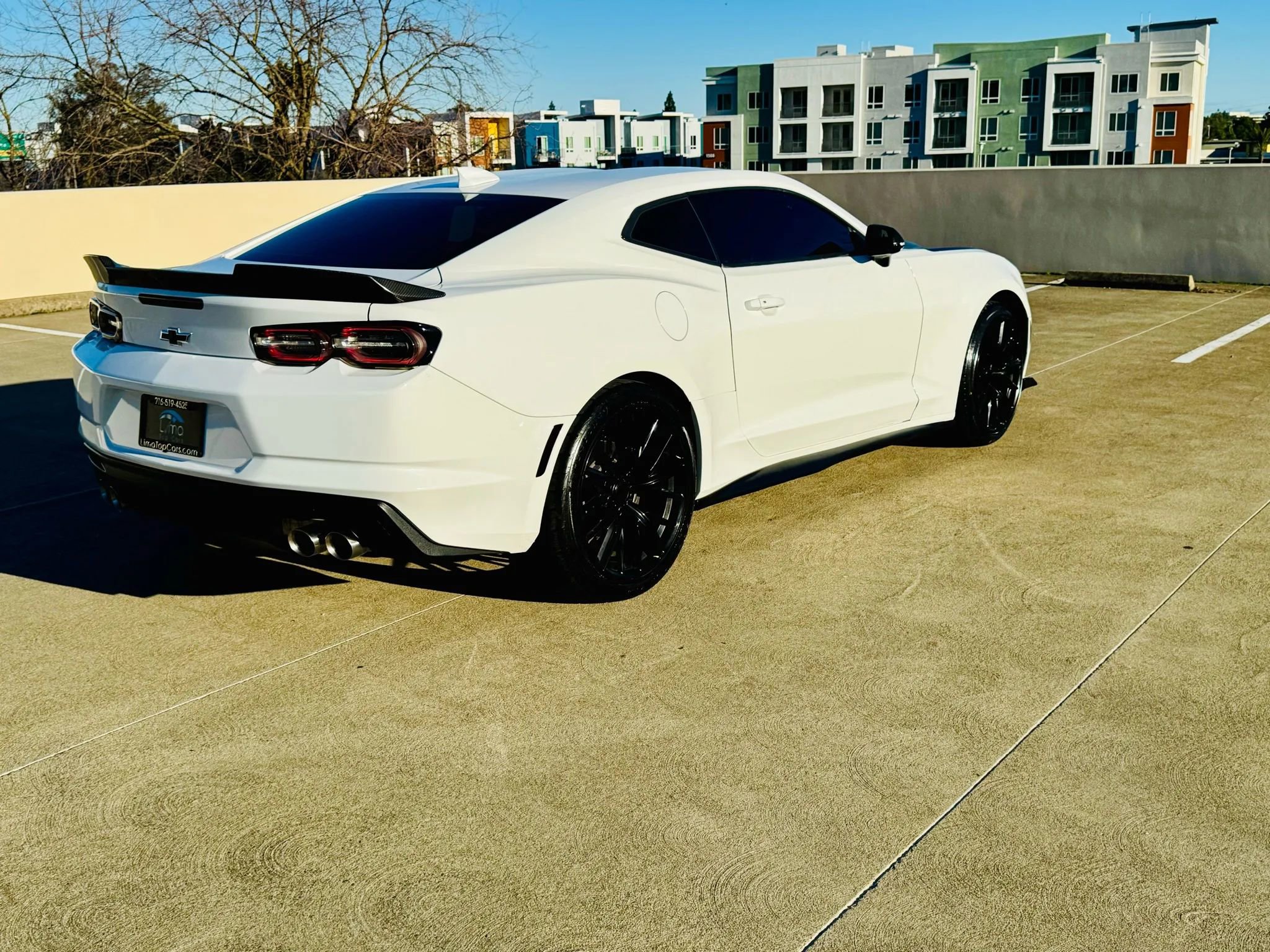 Used 2020 Chevrolet Camaro LT image 5