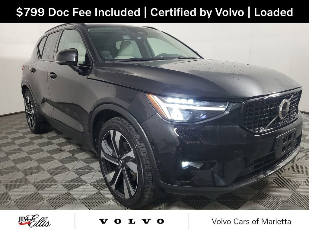 Used 2023 Volvo XC40 B5 Plus w/ Driver Assist Package video 1
