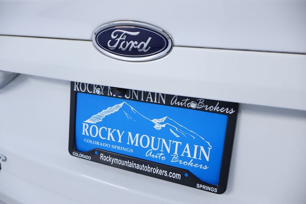 Used 2019 Ford Fusion SE image 9