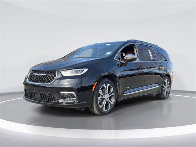 New 2026 Chrysler Pacifica Pinnacle image 1