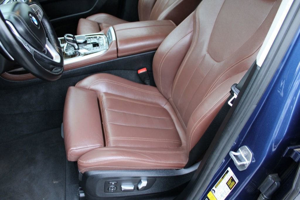 Used 2020 BMW X7 xDrive40i w/ Premium Package image 14
