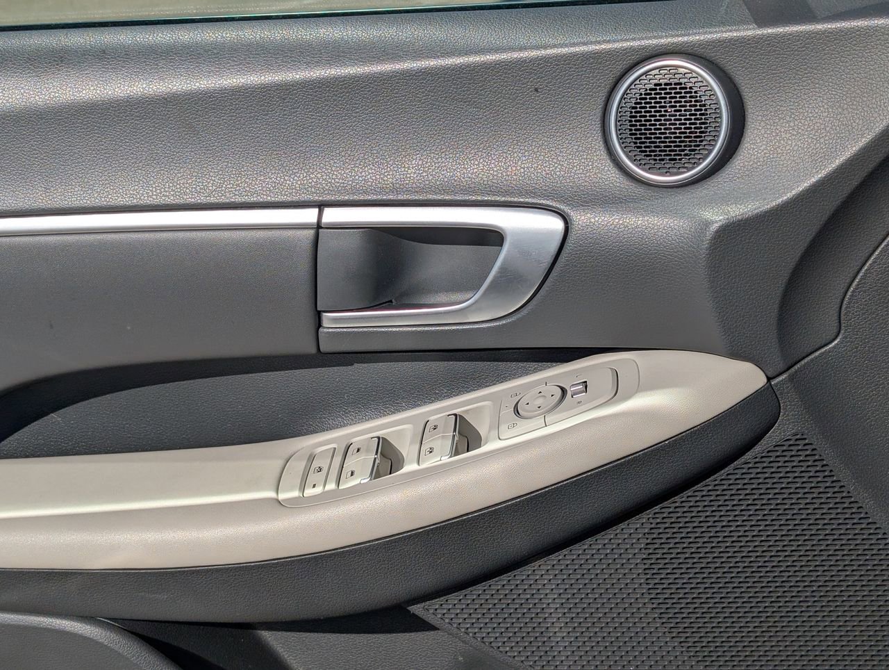 Used 2024 Hyundai Sonata SEL image 25