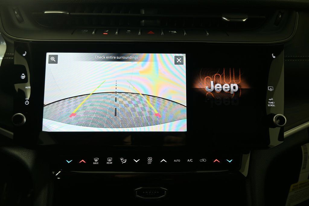 New 2026 Jeep Grand Cherokee Laredo image 27