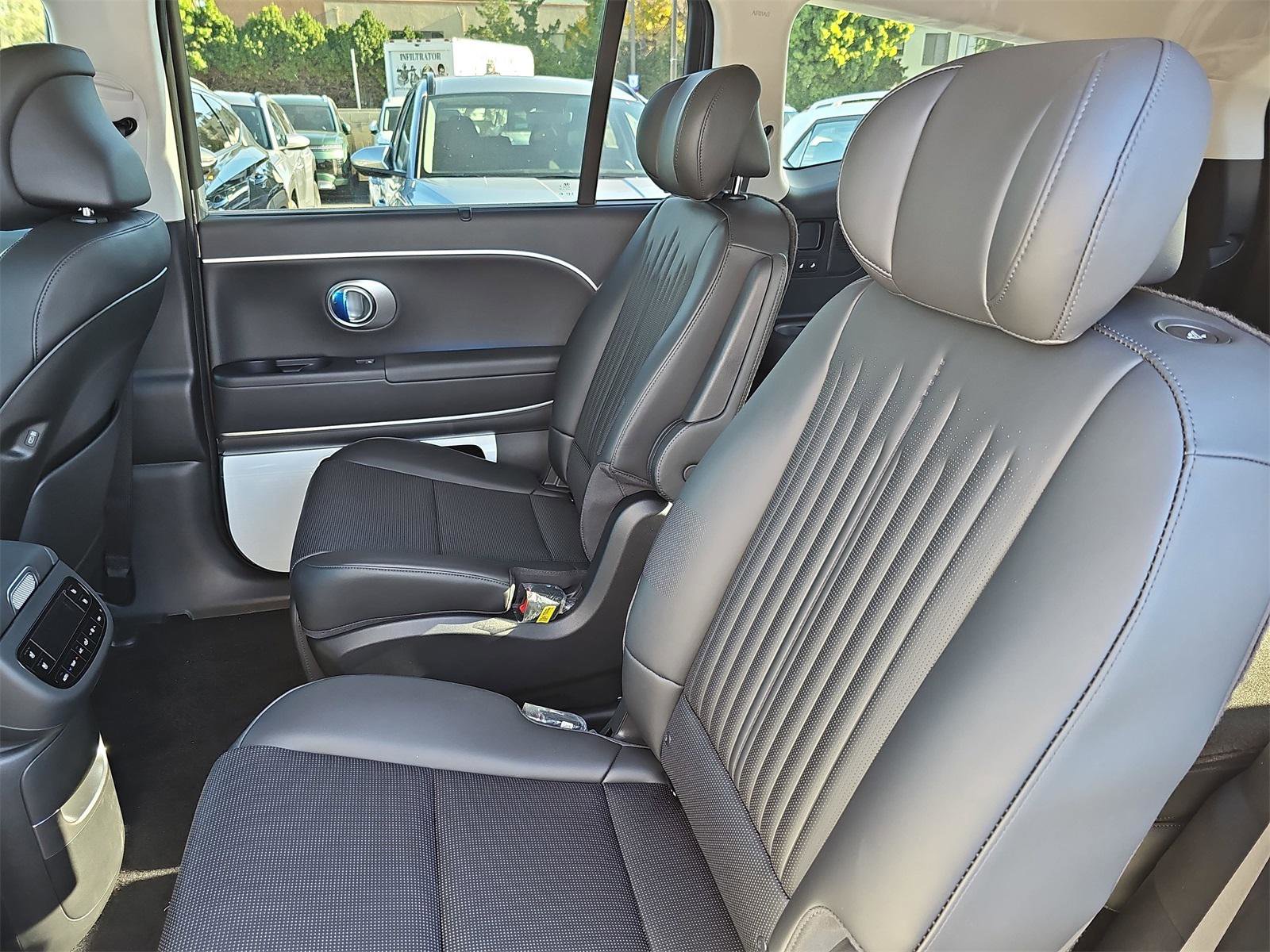 New 2026 Hyundai Ioniq 9 Calligraphy image 16