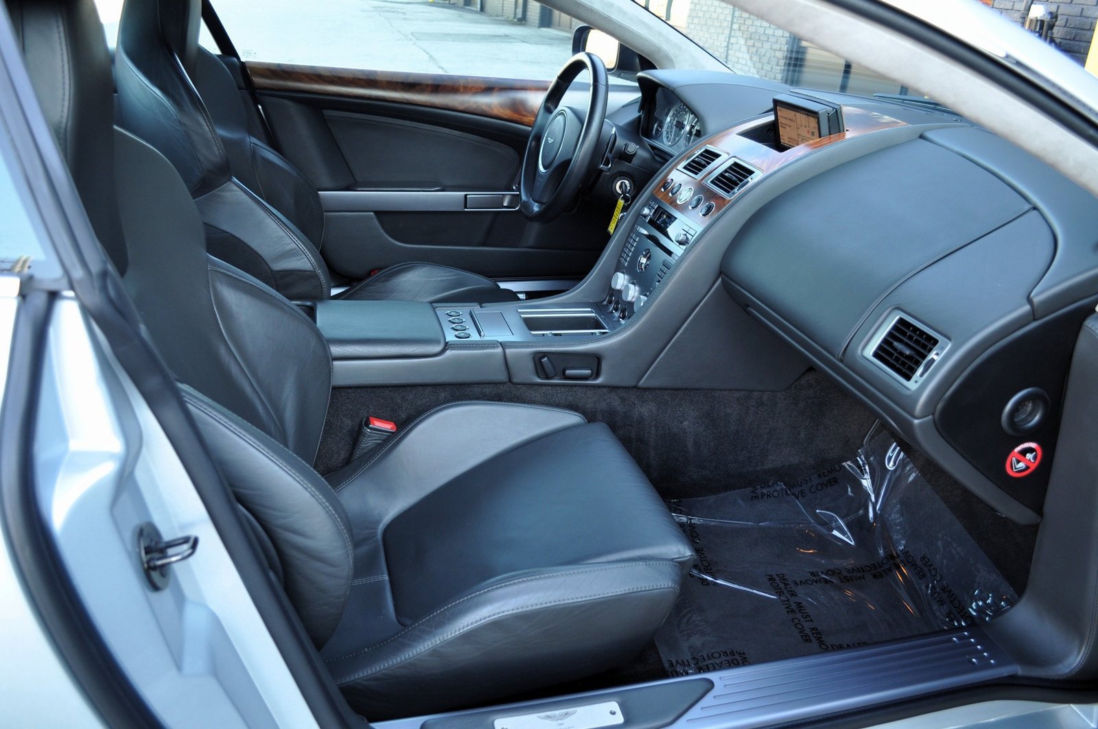 Used 2006 Aston Martin DB9 Coupe image 37