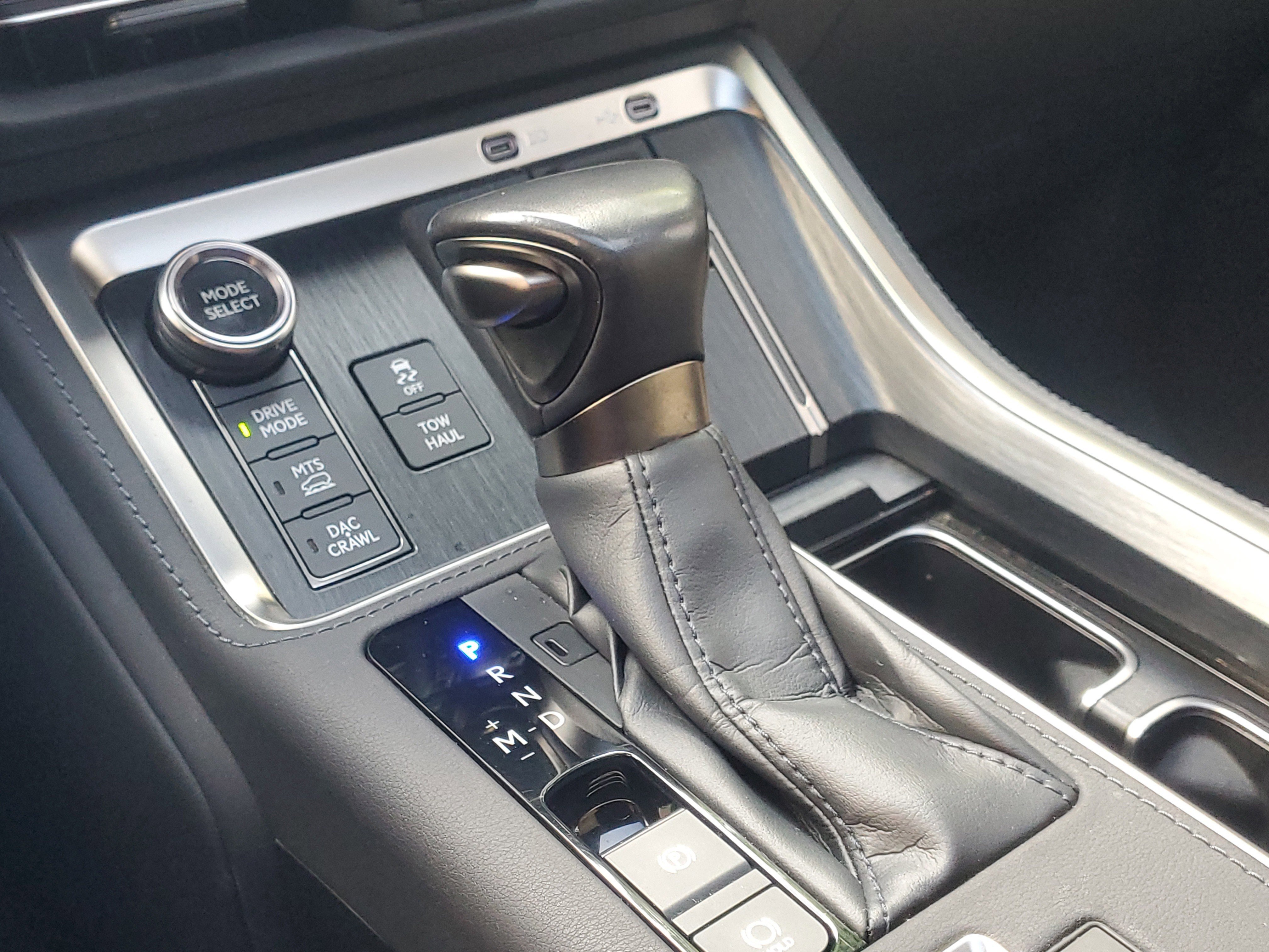 Used 2024 Lexus GX 550 image 31