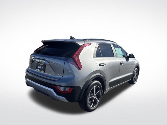 Certified 2025 Kia Niro LX image 16