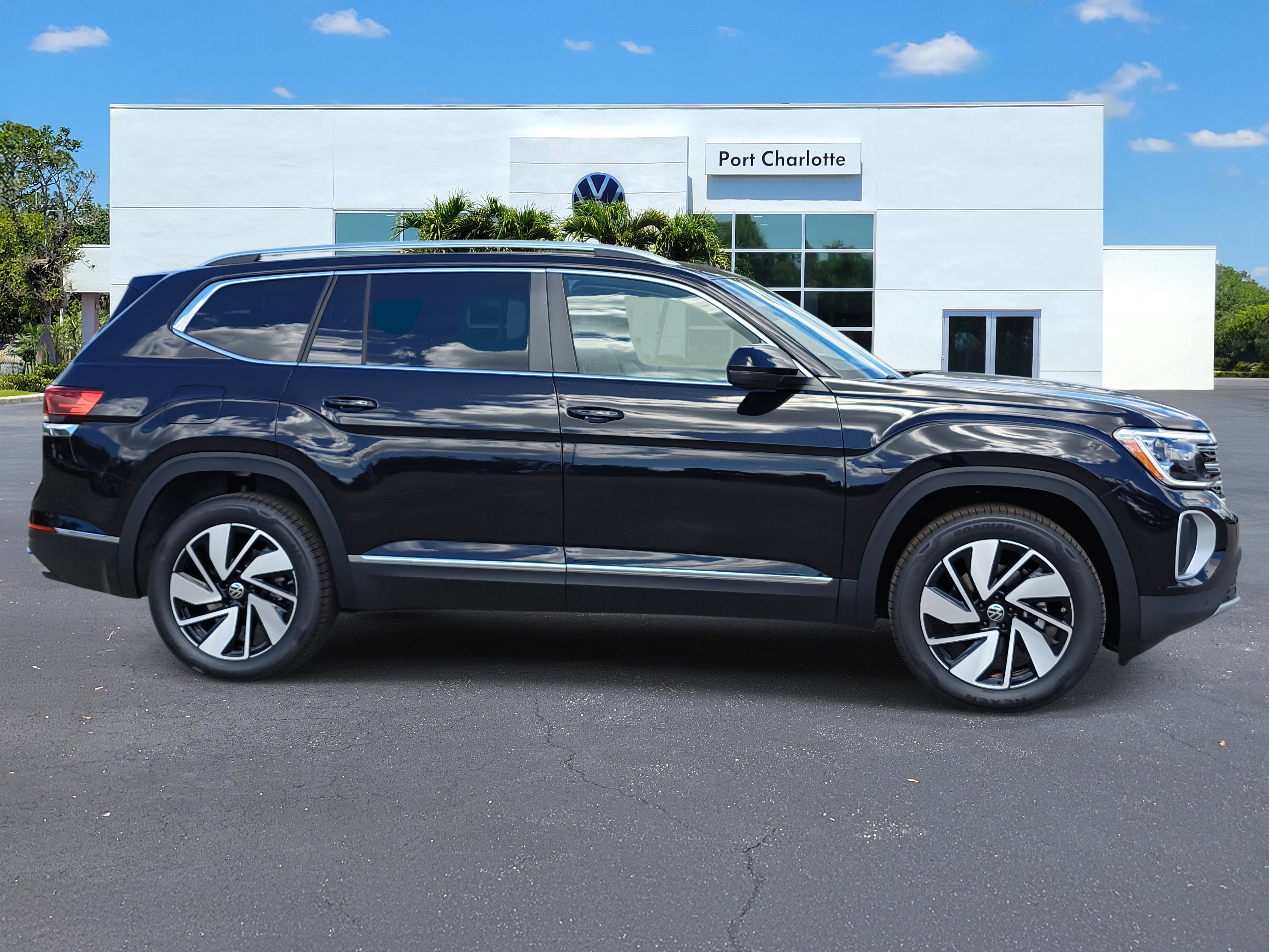 New 2026 Volkswagen Atlas SEL image 33