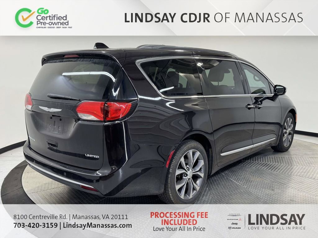 Used 2017 Chrysler Pacifica Limited w/ UConnect Theater Package image 5