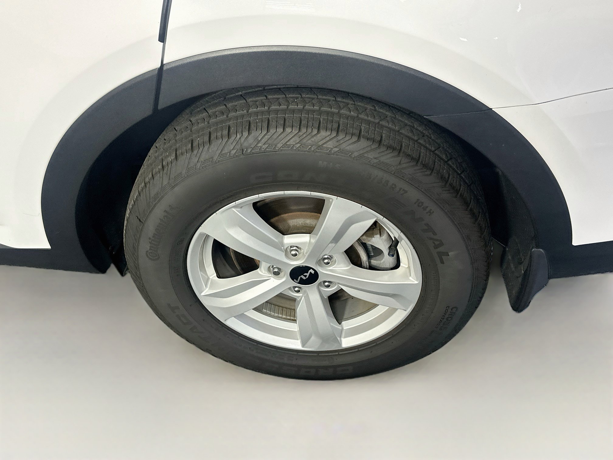 Used 2025 Kia Sorento LX FWD image 11