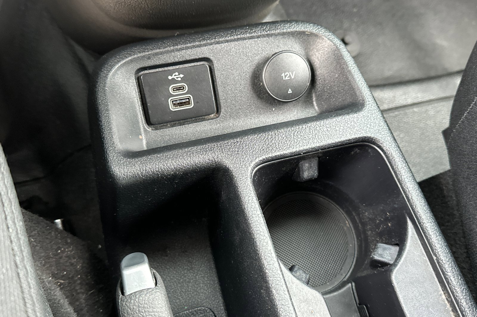 Used 2023 Ford Transit Connect XL image 25