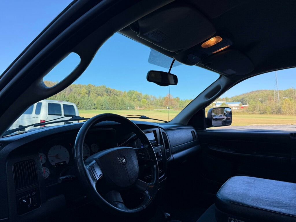 Used 2005 Dodge Ram 2500 Truck SLT image 29