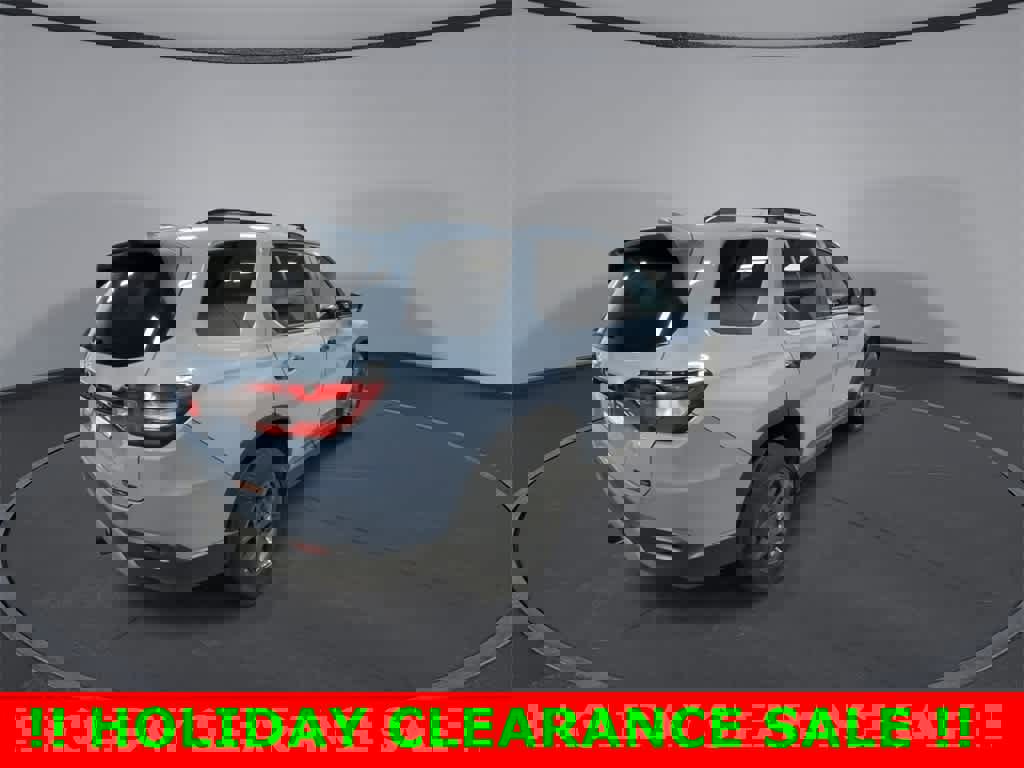 Used 2024 Honda Pilot TrailSport image 8