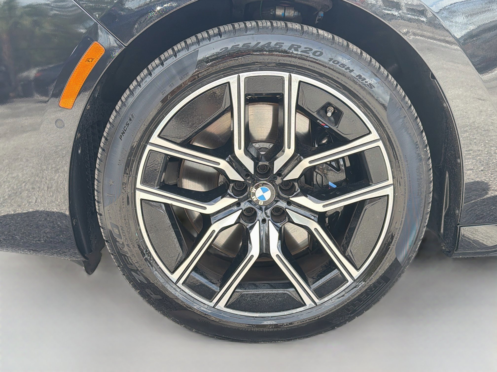 Used 2024 BMW 760i xDrive AWD/4WD image 43