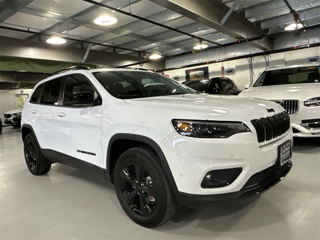 Used 2023 Jeep Cherokee Altitude Lux w/ Lux Elite Package