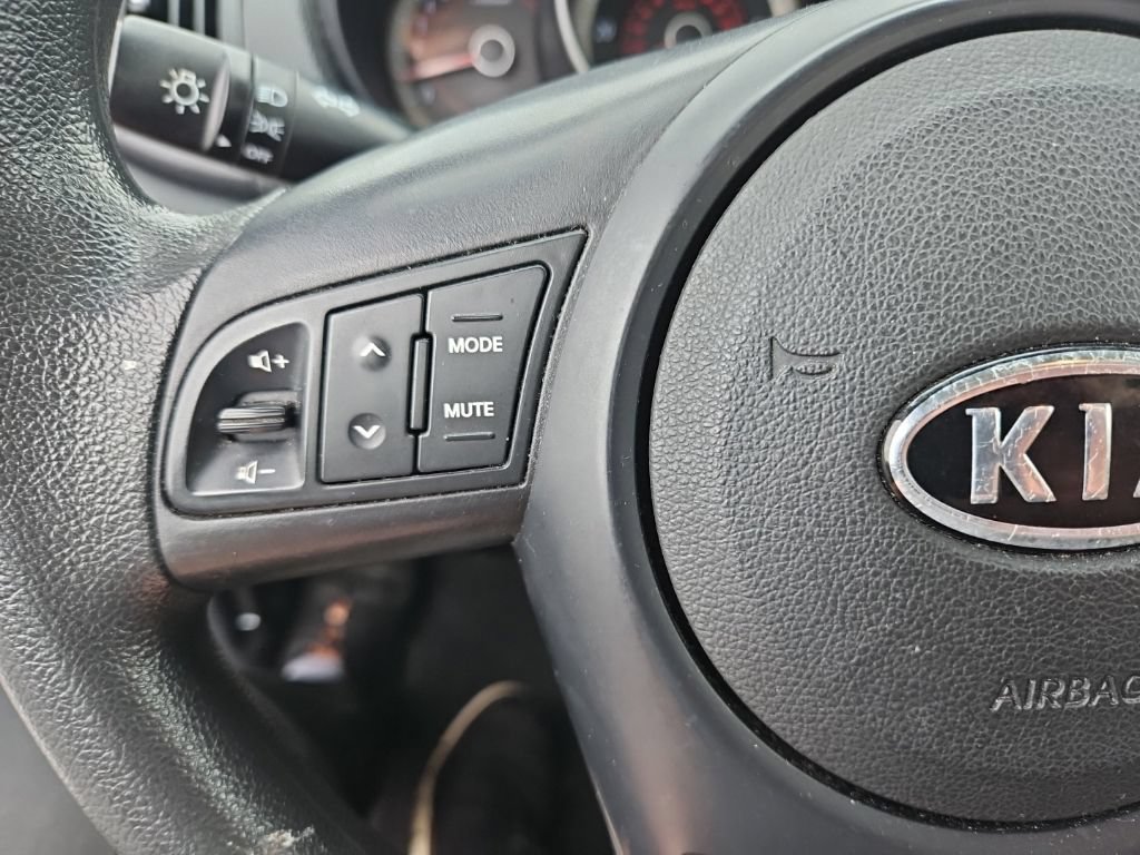 Used 2012 Kia Forte EX FWD image 23