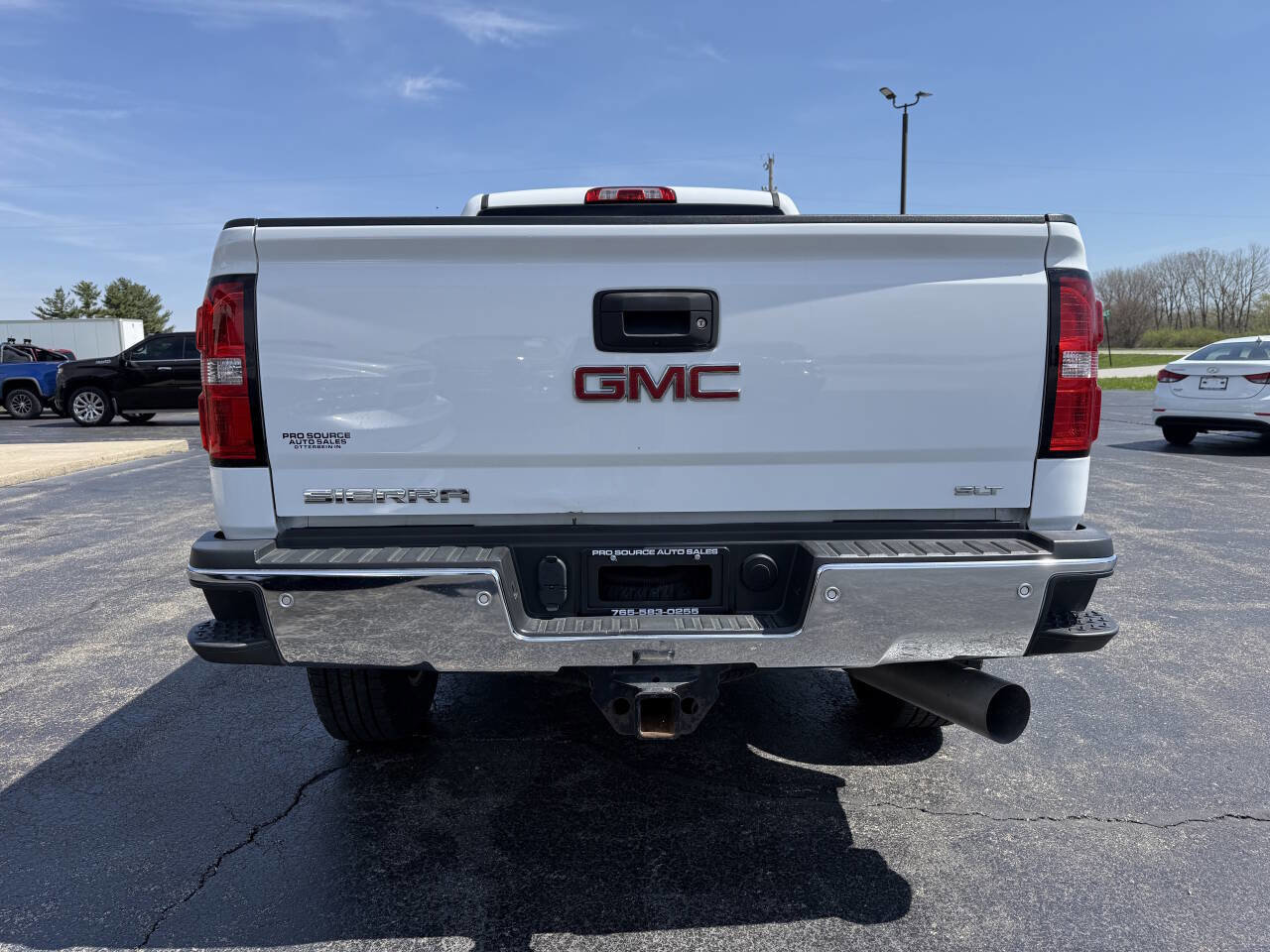 Used 2019 GMC Sierra 2500 SLT w/ Duramax Plus Package AWD/4WD image 7