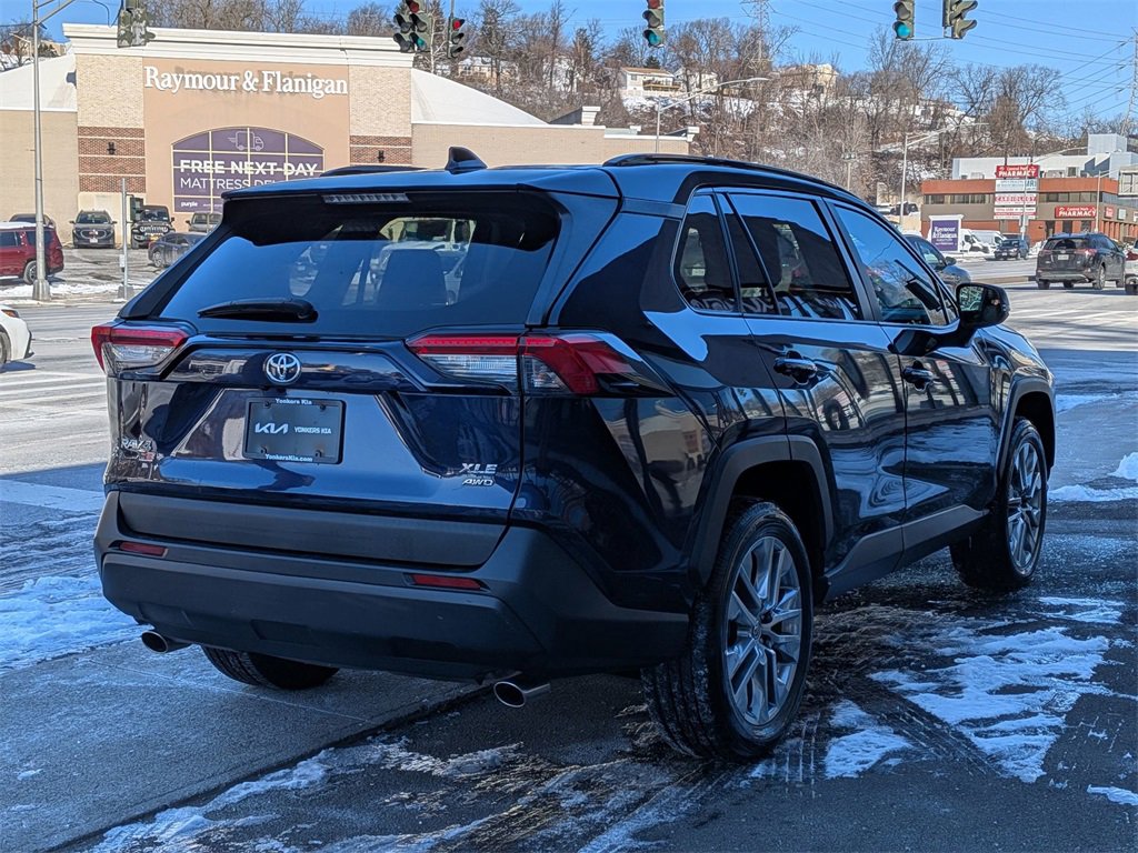 Used 2019 Toyota RAV4 XLE Premium w/ Cold Weather Package image 6
