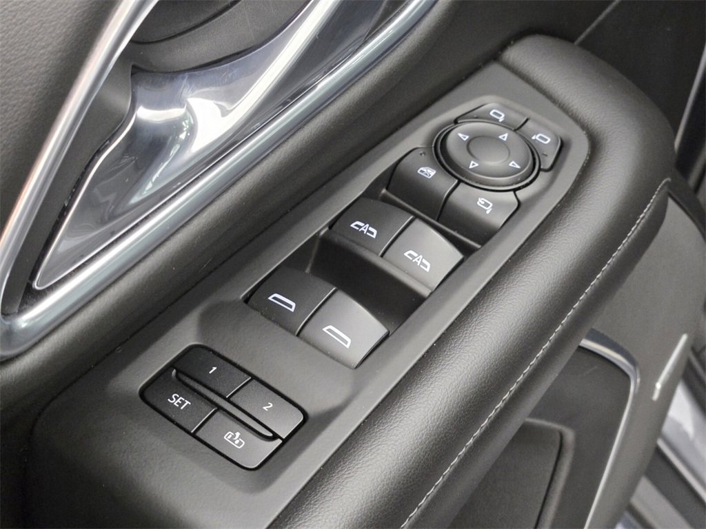 Used 2021 Chevrolet Tahoe LT w/ LT Signature Package image 26