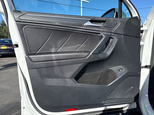 Used 2020 Volkswagen Tiguan SEL Premium R-Line image 22