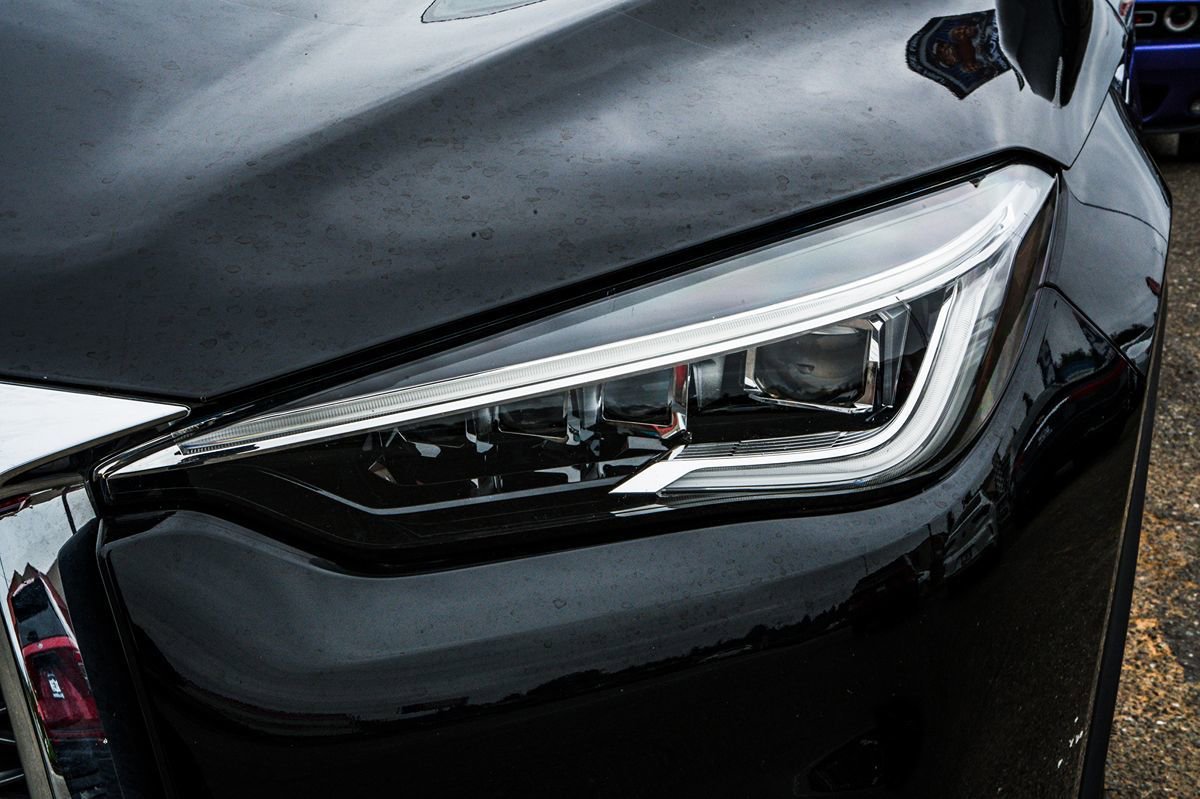 Used 2019 INFINITI QX50 Essential w/ Sensory Package AWD/4WD image 7