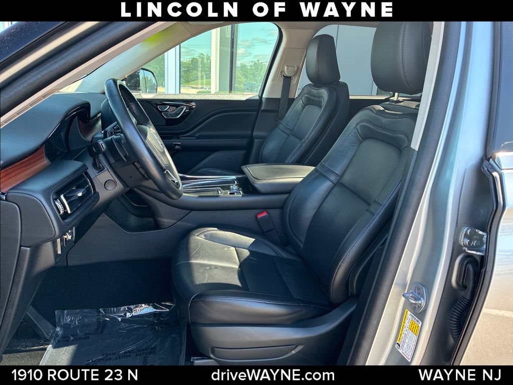 Certified 2023 Lincoln Aviator Reserve AWD/4WD image 12