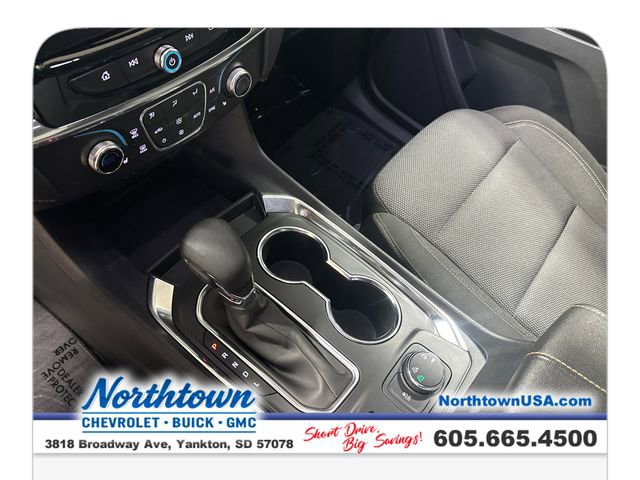 Used 2021 Chevrolet Traverse LT image 24