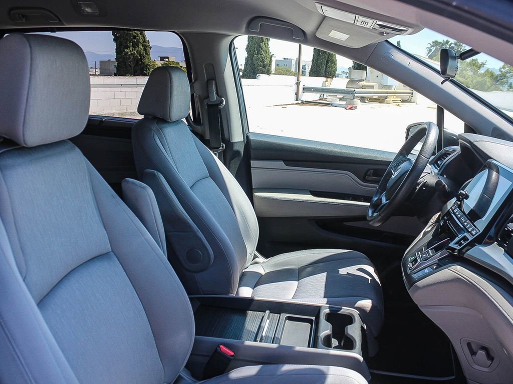 Certified 2018 Honda Odyssey EX image 17
