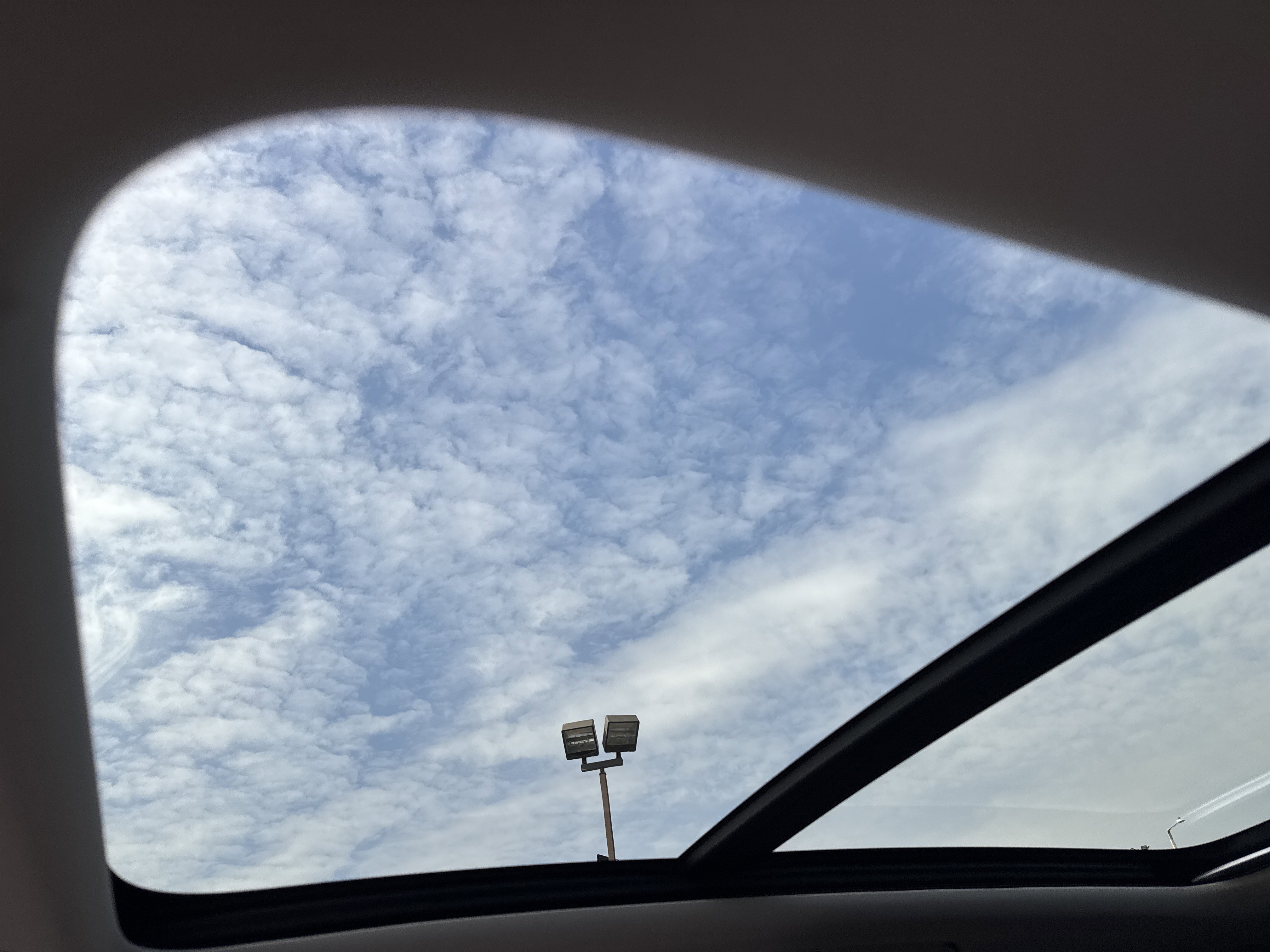 Used 2023 Volvo XC60 T8 Ultimate image 24