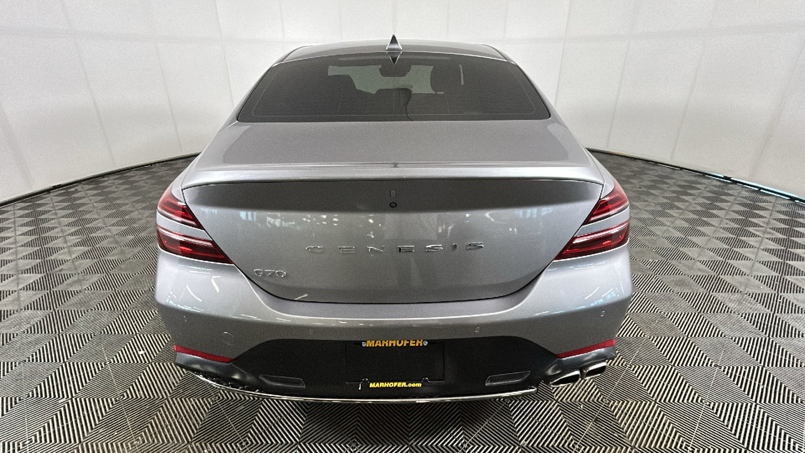 Used 2023 Genesis G70 2.0T w/ Sport Prestige Package RWD image 4