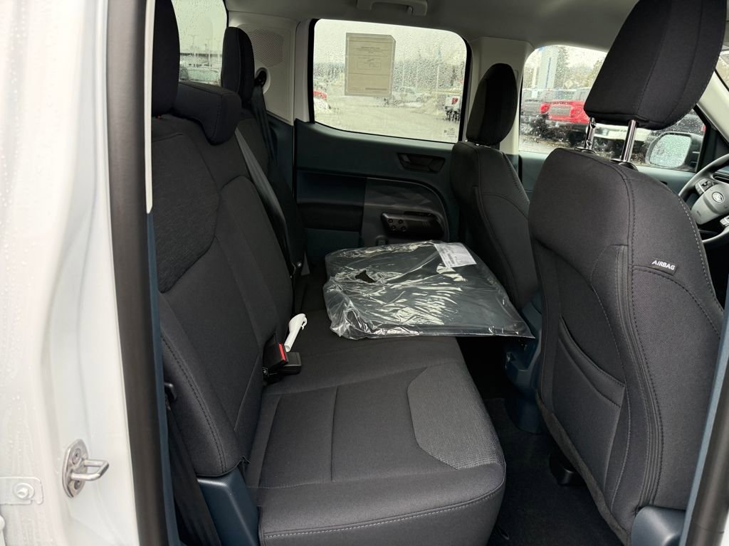 New 2025 Ford Maverick XL image 9