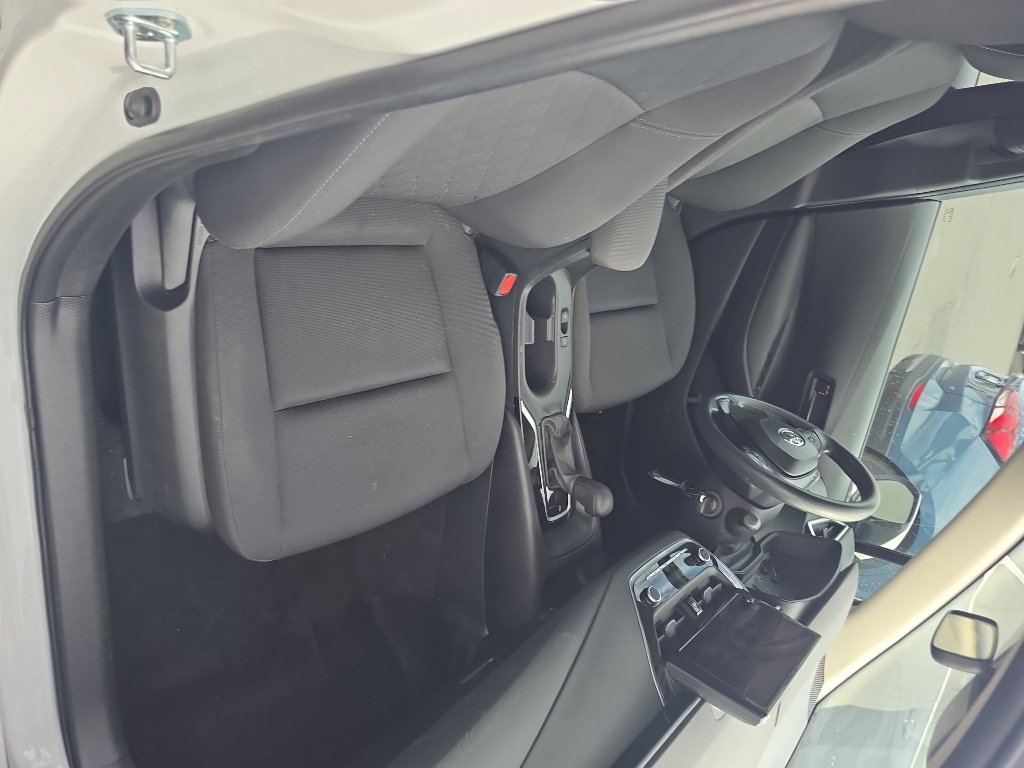 Used 2024 Toyota Corolla LE FWD image 6
